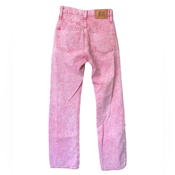 BDG Issa High-Waisted Cowboy Jean Pink - Picture 2 of 3
